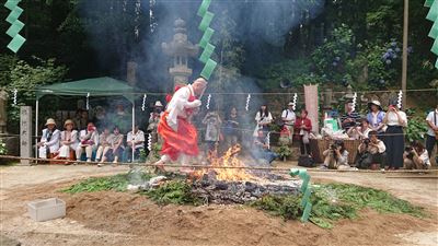 高縄寺 四万六千日 縁日2
